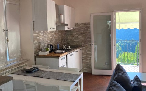 La Casina - Toskanisches Apartment mit Terrakotta-Böden und Holzbalkendecken